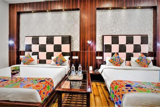 Hotel Metro Lucknow Ngoại thất bức ảnh